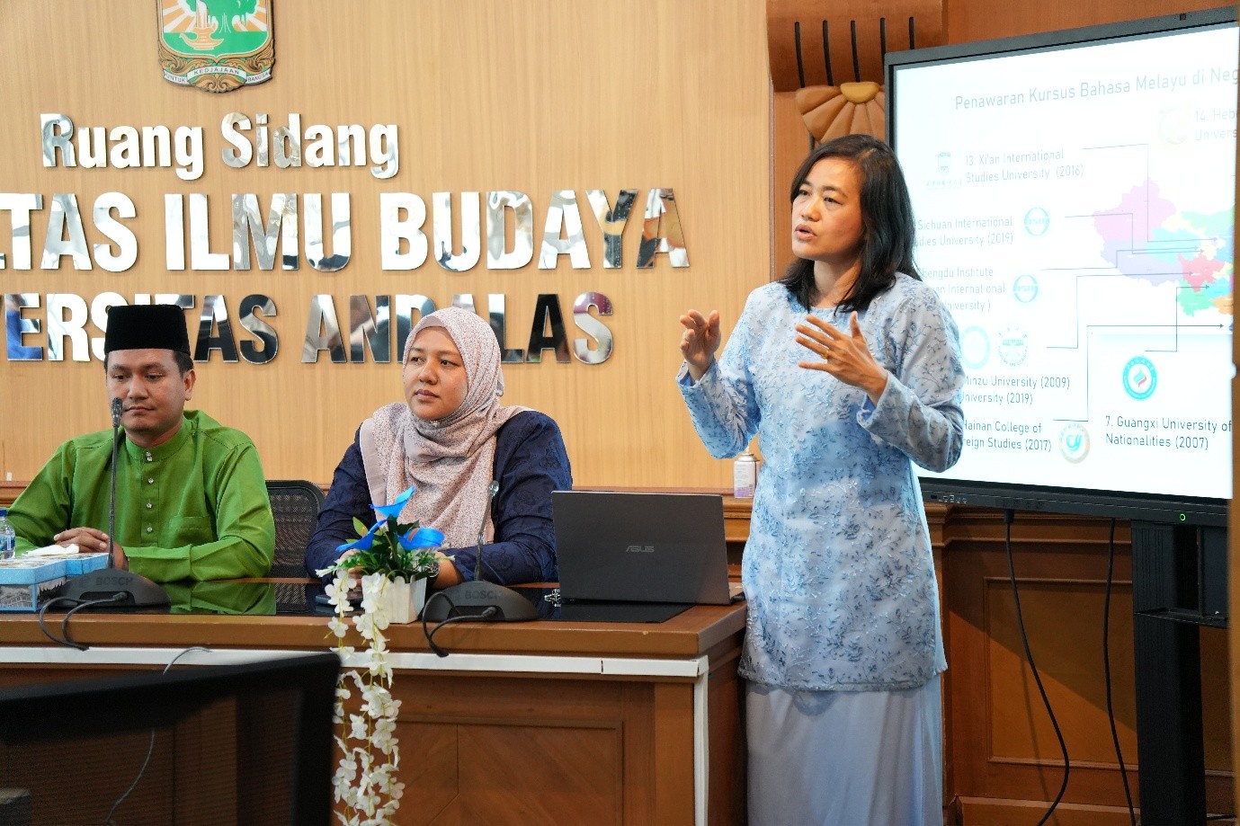 FIB Unand Hadirkan Dosen dari China dan Malaysia, Kuliah Umum Bahas Peluang Beasiswa dan Karier Internasional