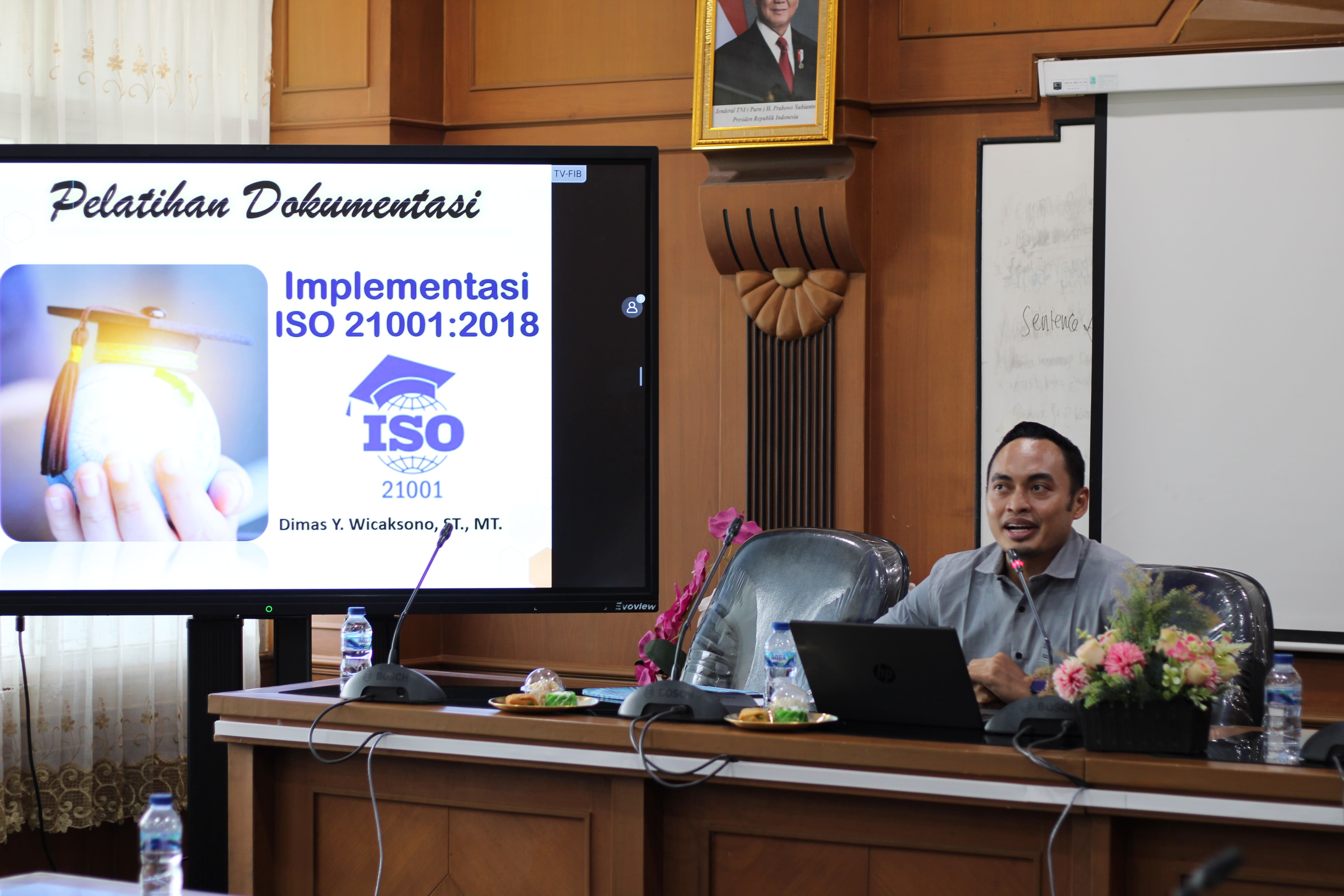 Capacity Building FIB Unand Dorong Profesionalitas Tenaga Kependidikan dalam Penerapan ISO 21001:2018