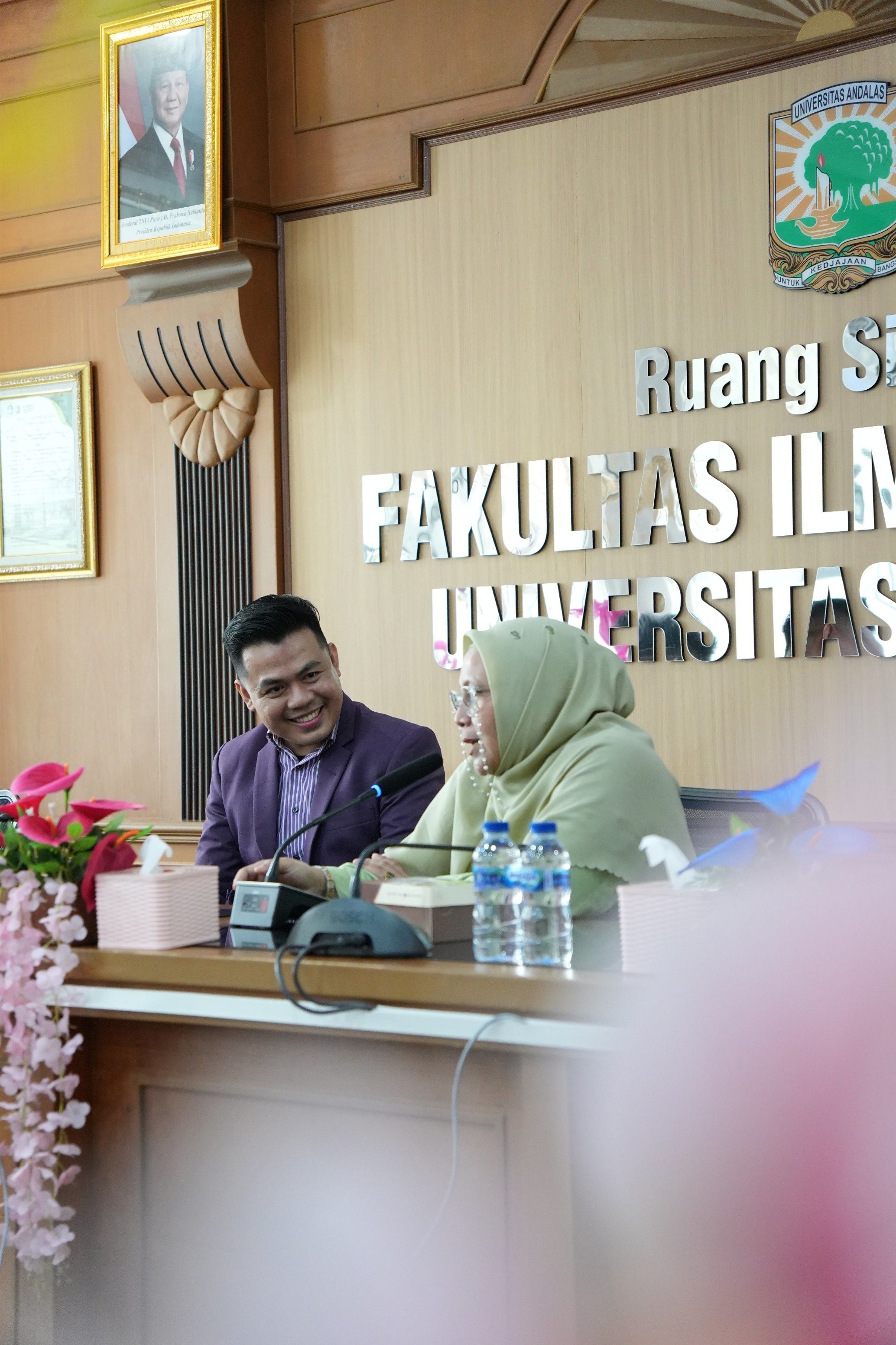 Perkuat Budaya Pelayanan Profesional, FIB Unand Bekali Tenaga Kependidikan dengan Komunikasi dan Pelayanan Prima