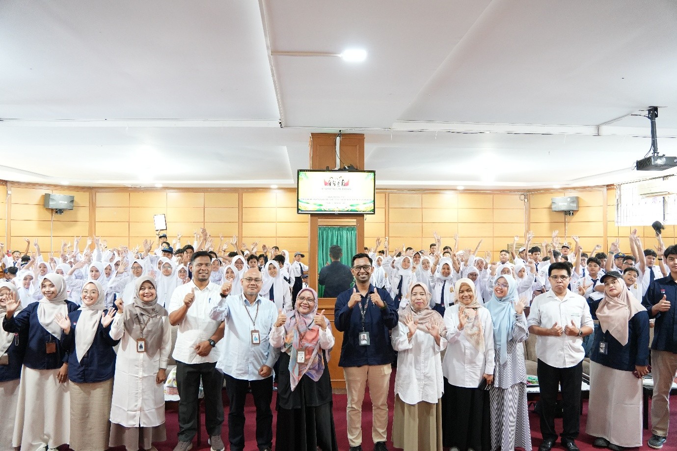 Educational Trip: SMP Telkom Padang Hadirkan Pengalaman Belajar Budaya dan Seni di FIB Unand