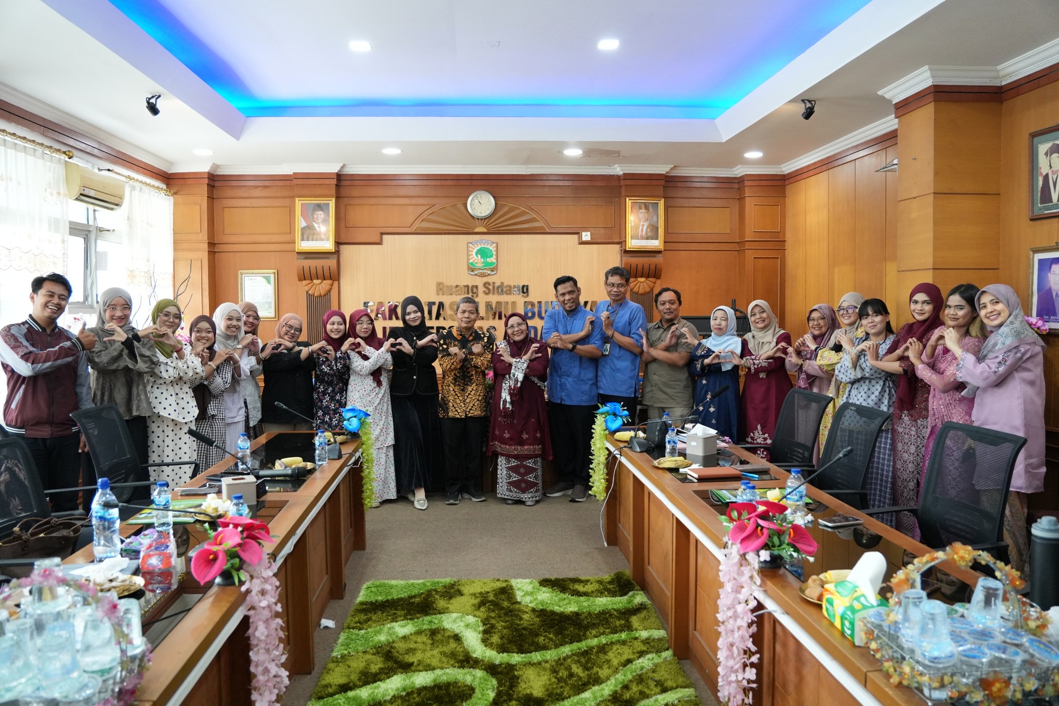 FIB Unand Gelar Perpisahan Bersama Mahasiswa UKM Usai Dua Bulan Magang di Sumatera Barat