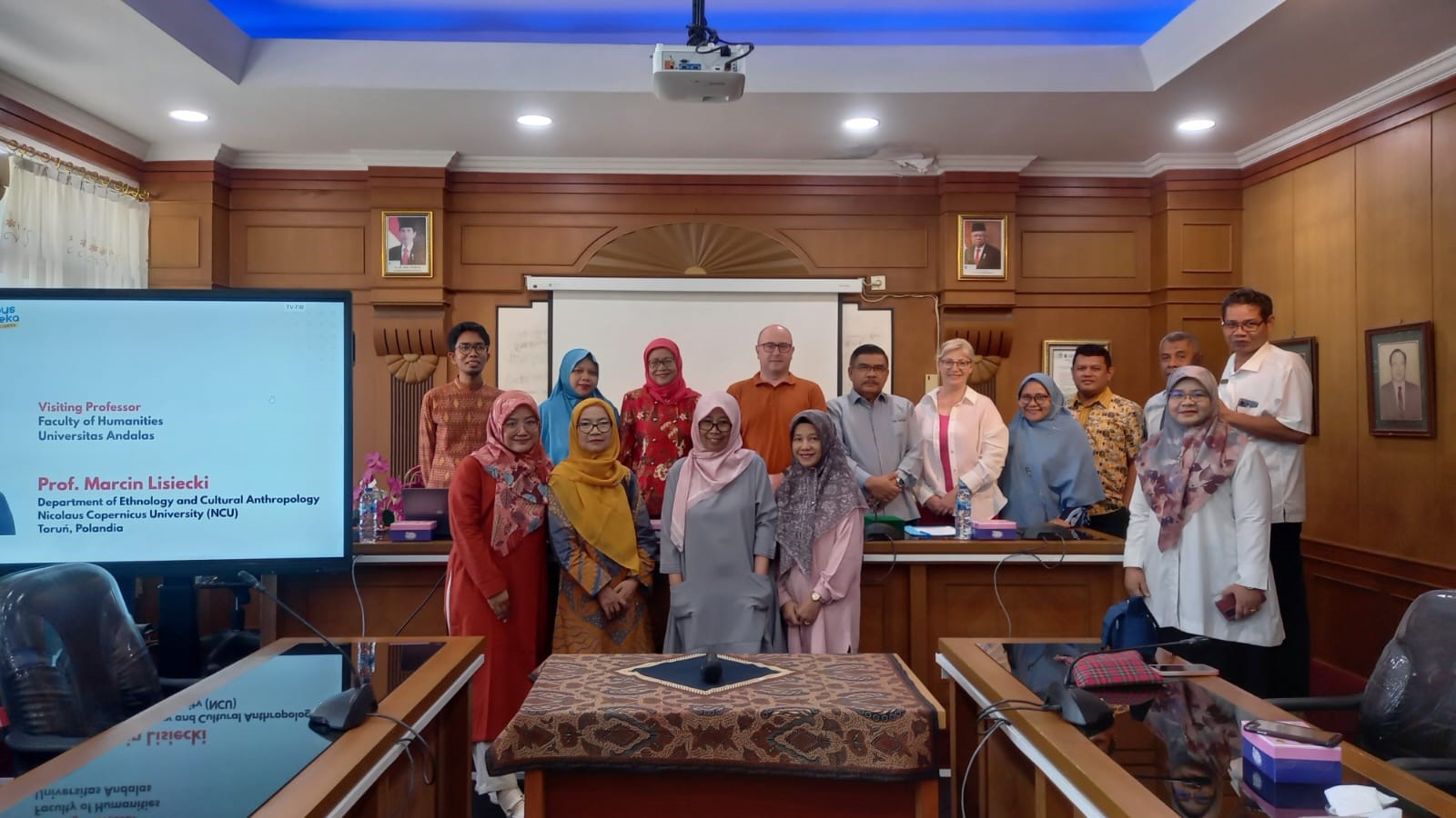 Visiting Professor Prof. Marcin Lisiecki: Wujud Dukungan Fakultas Ilmu Budaya terhadap Program Internasionalisasi Universitas Andalas